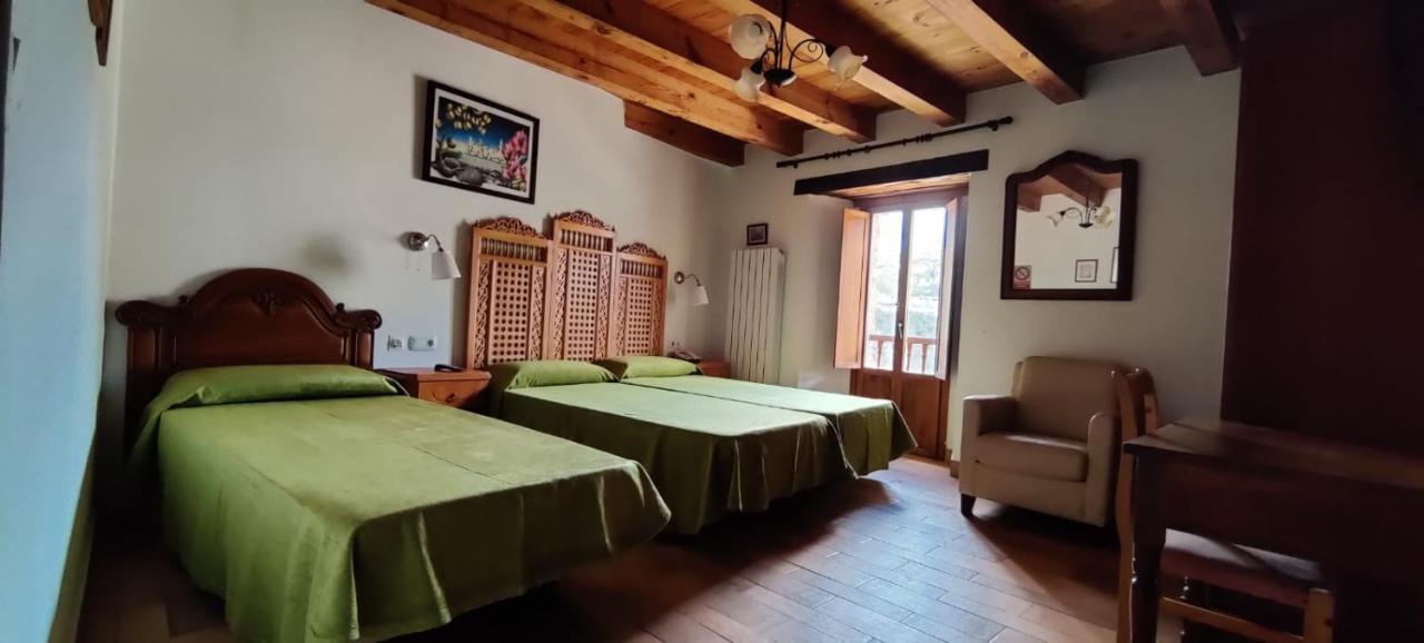 Hotel Rural La Puebla オルバネハ・デル・カスティージョ エクステリア 写真